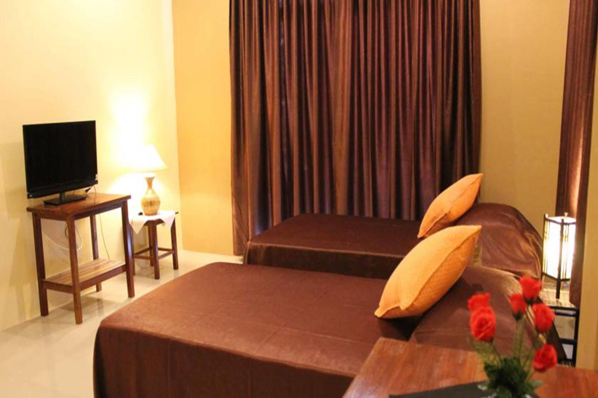 Avalon Residence Savannakhet Eksteriør bilde